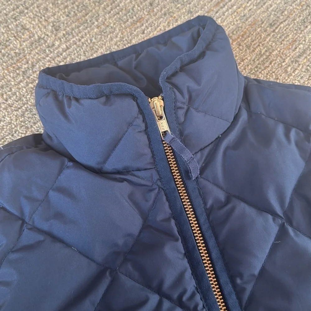 J. Crew Women’s Navy Blue Quilted DOWN Puffer Vest with Snap Pockets Zip-up